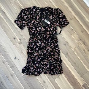 black floral v neck ruffle shift dress